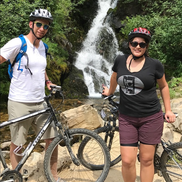 Meet your Posher, Yesi - Picture 8 of 9